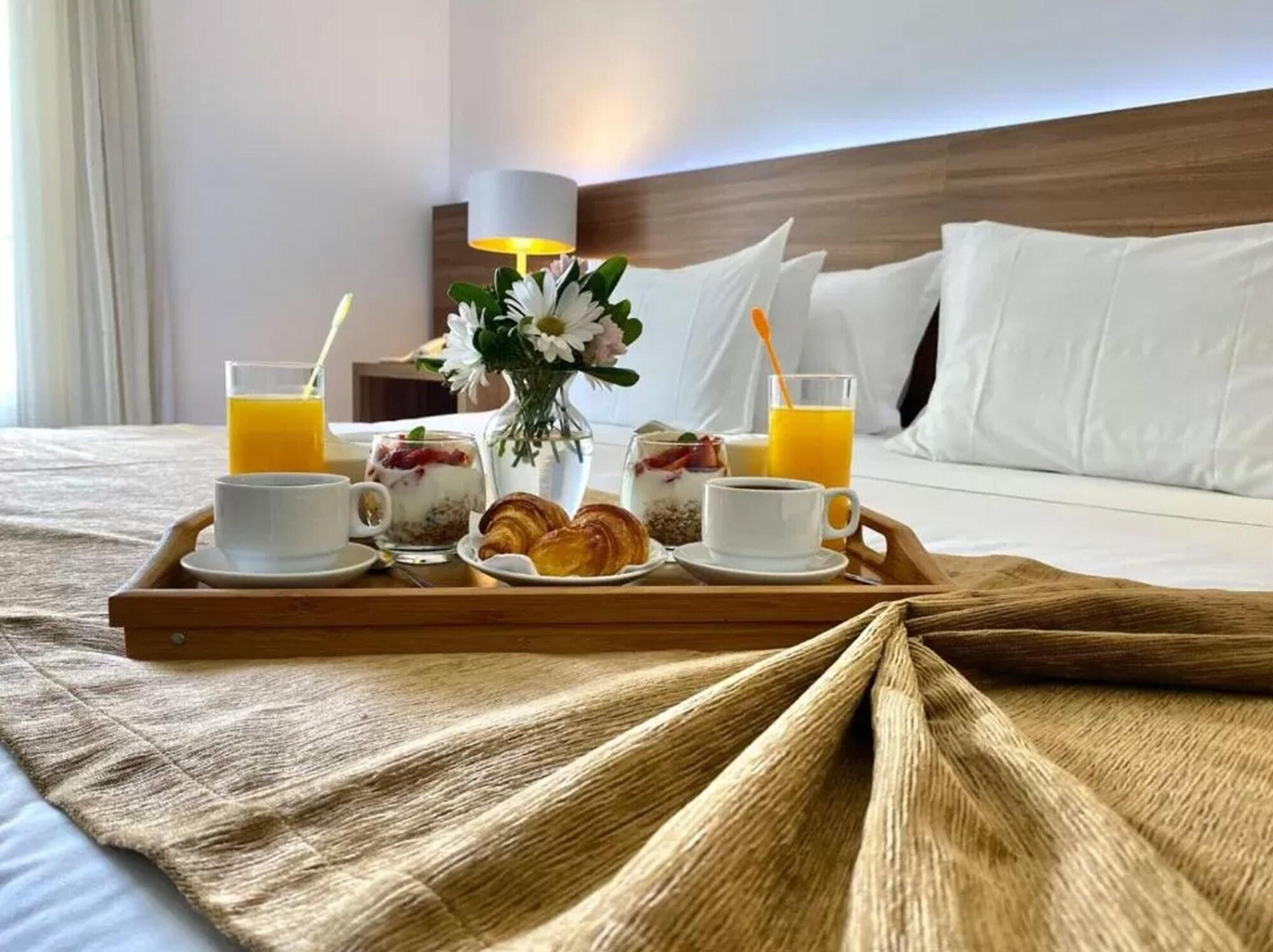 Parque Hotel Jean Clevers 푼타델에스테 외부 사진 Room service