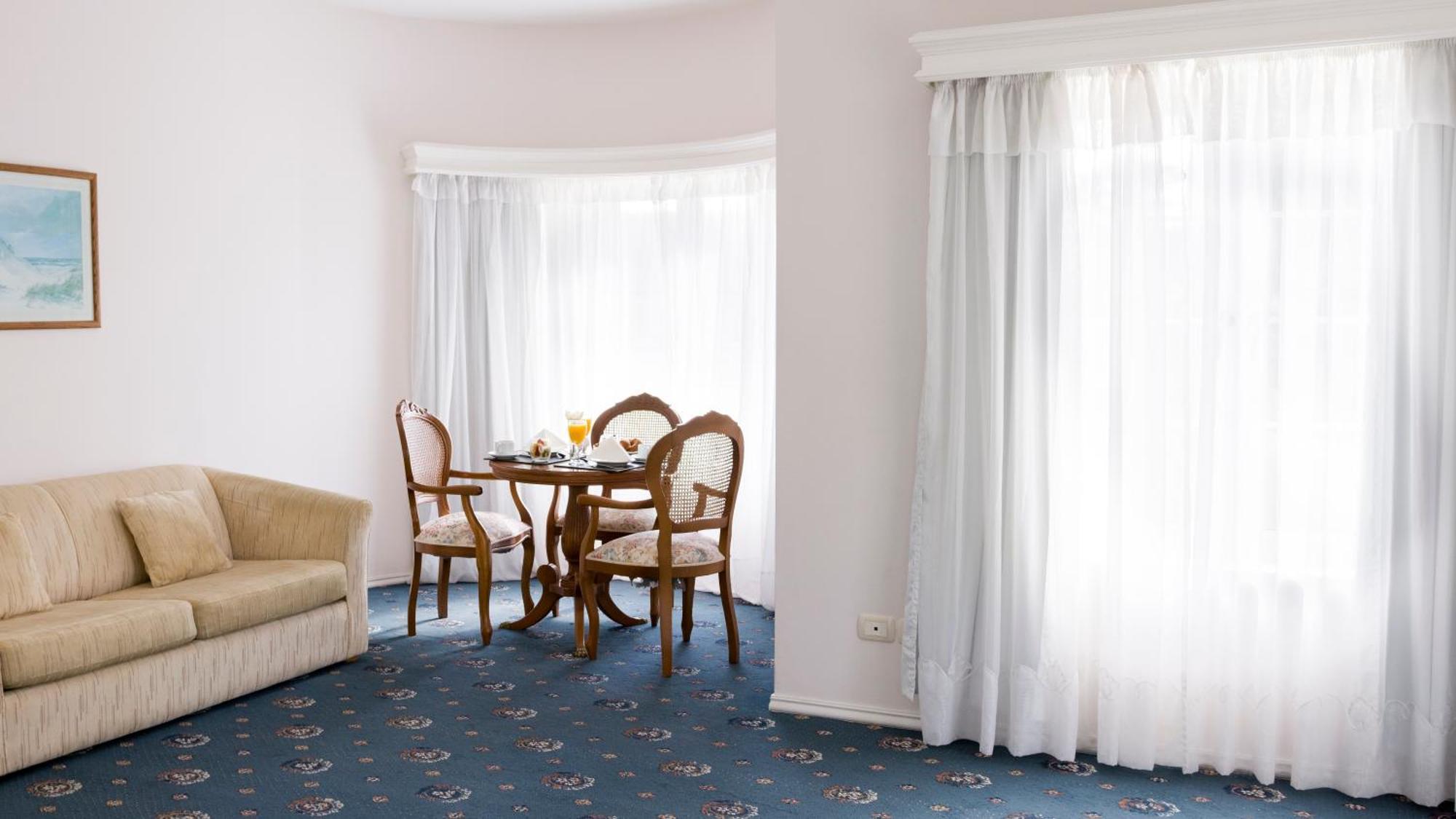 Parque Hotel Jean Clevers 푼타델에스테 외부 사진 A room at the hotel