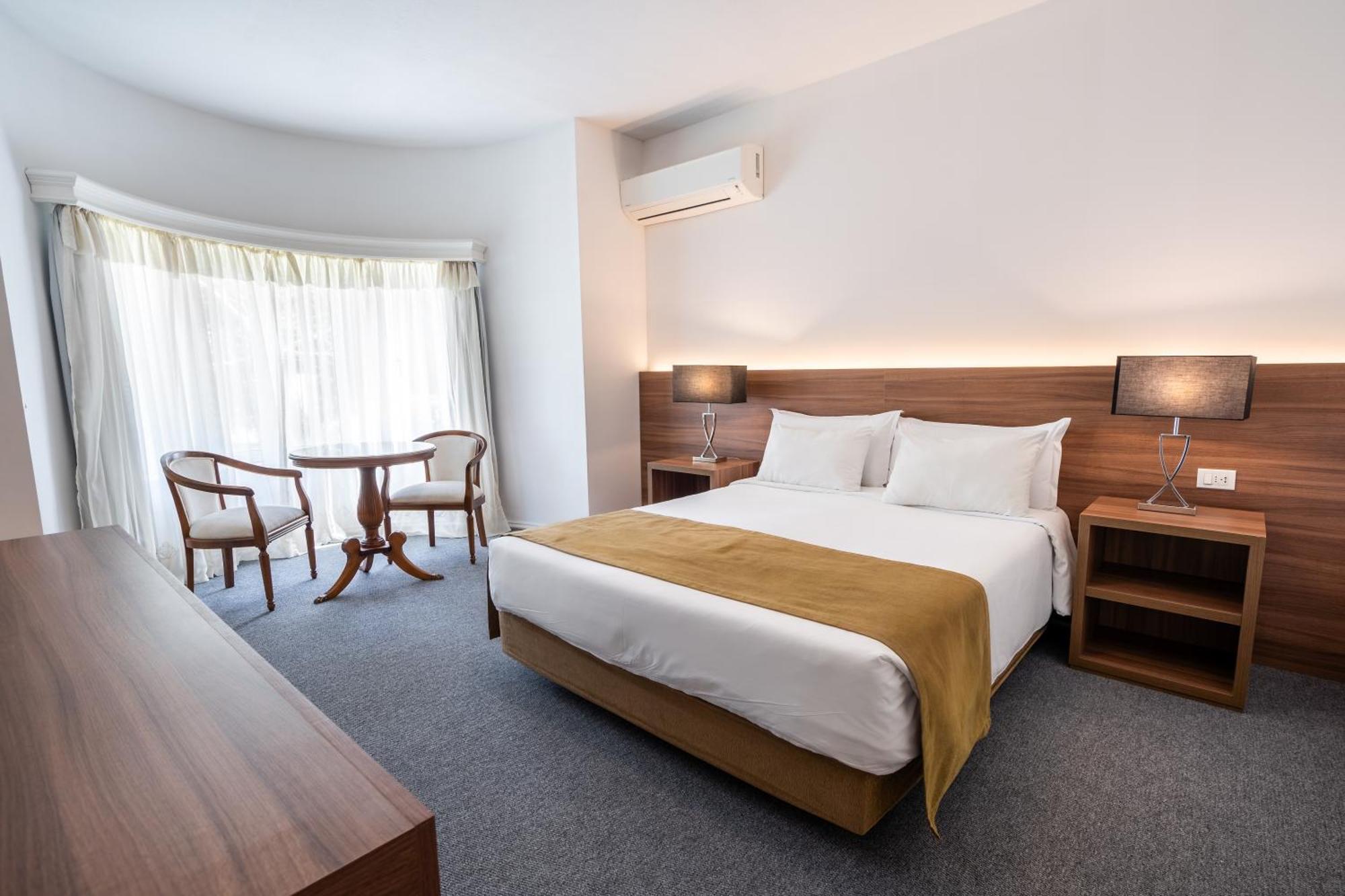 Parque Hotel Jean Clevers 푼타델에스테 외부 사진 A room at the hotel