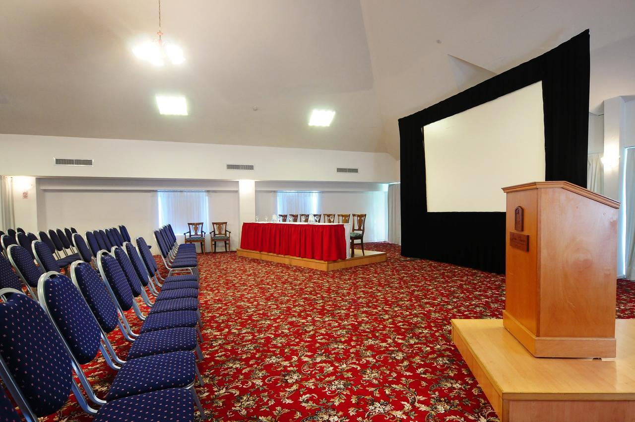 Parque Hotel Jean Clevers 푼타델에스테 외부 사진 The main conference room